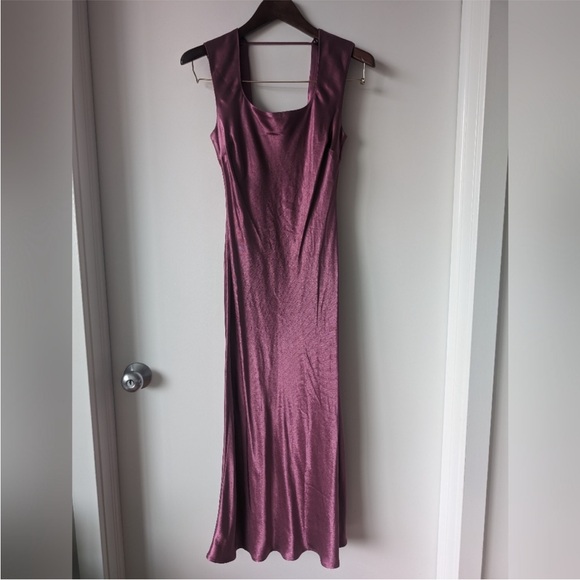 Dynamite Plum Satin Midi Dress - Picture 3 of 6